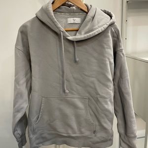Aritzia Pullover Hoodie - size Medium